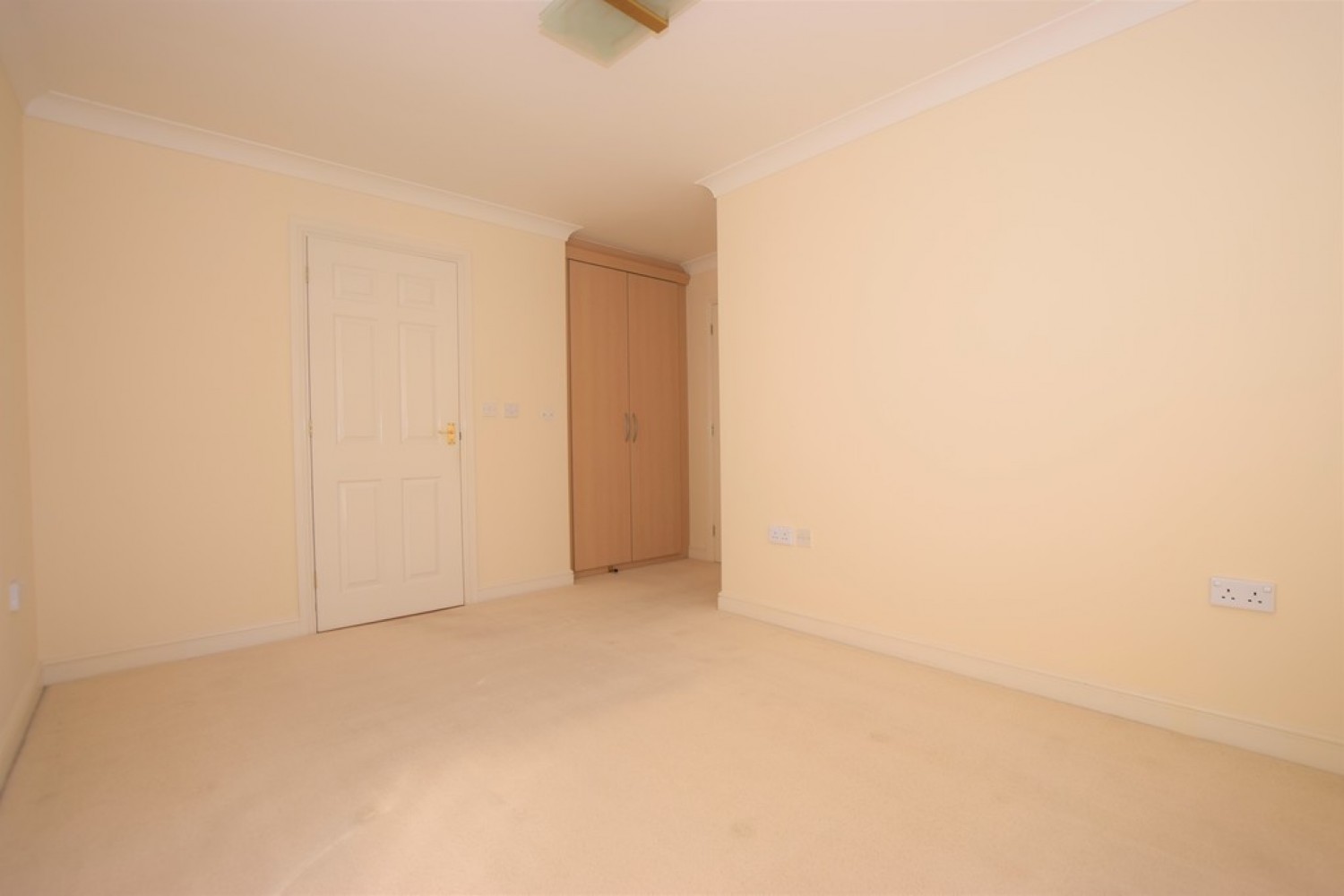 2 bedroom Flat for Letting Appleby House , Hinckley