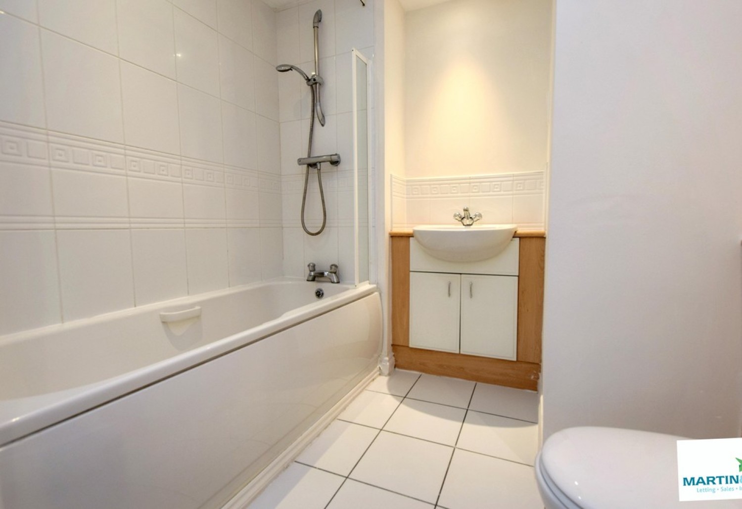 2 bedroom Flat for Letting Weavers Court, Hinckley