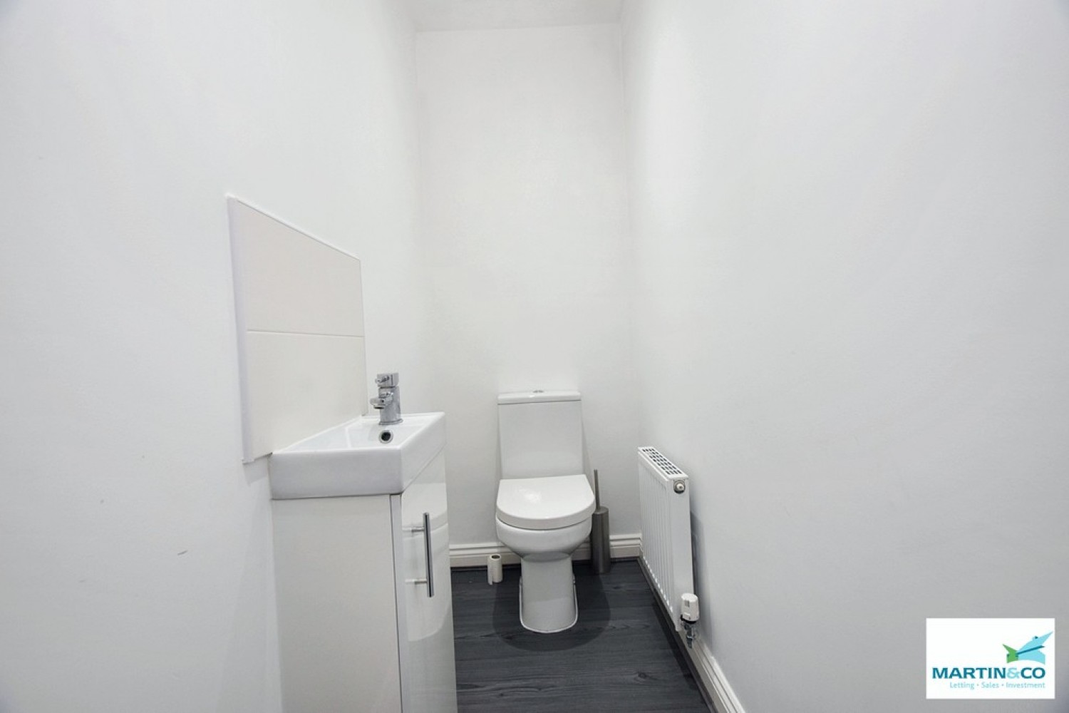 3 bedroom House in Co-Op Close, Barwell