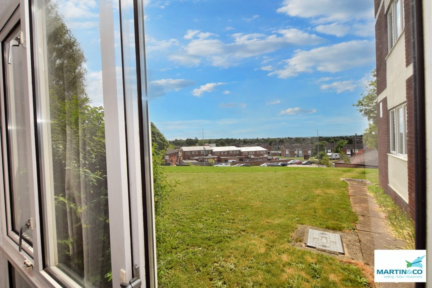 Deveron Court, Hinckley