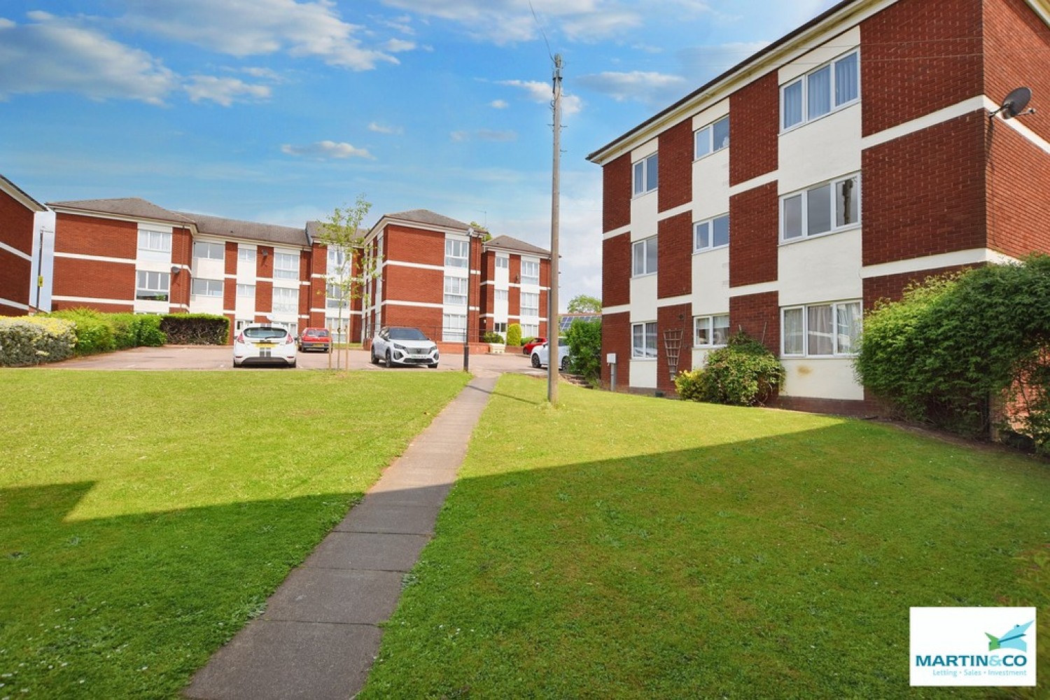 Deveron Court, Hinckley