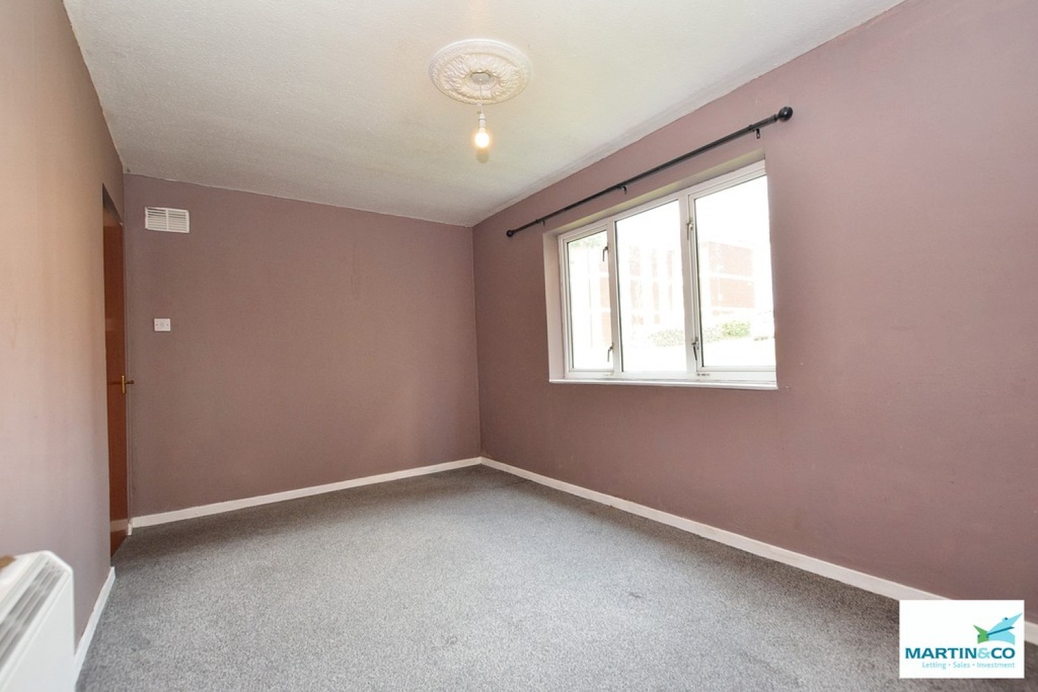 Deveron Court, Hinckley