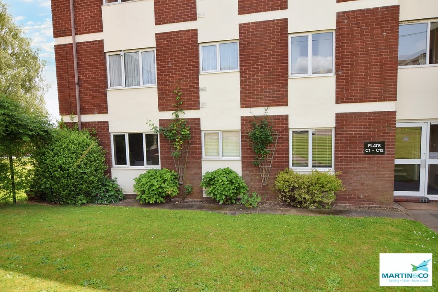 Deveron Court, Hinckley