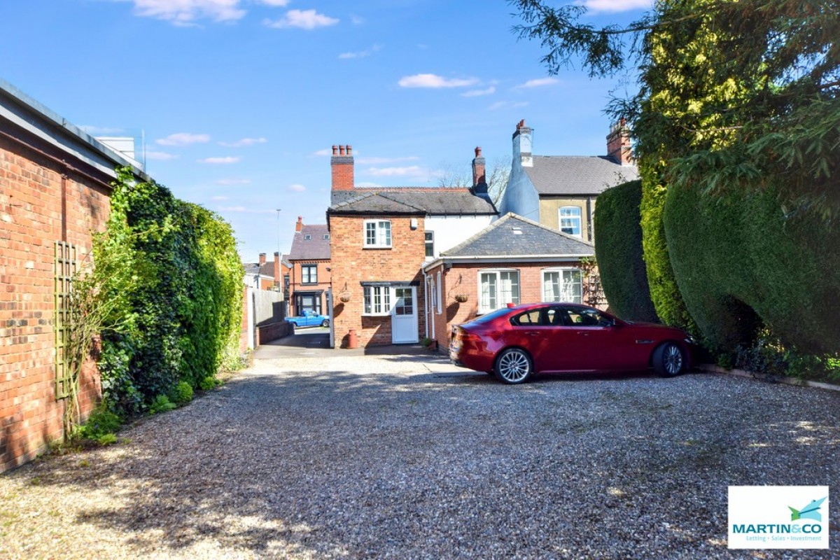 Leicester Road, Hinckley
