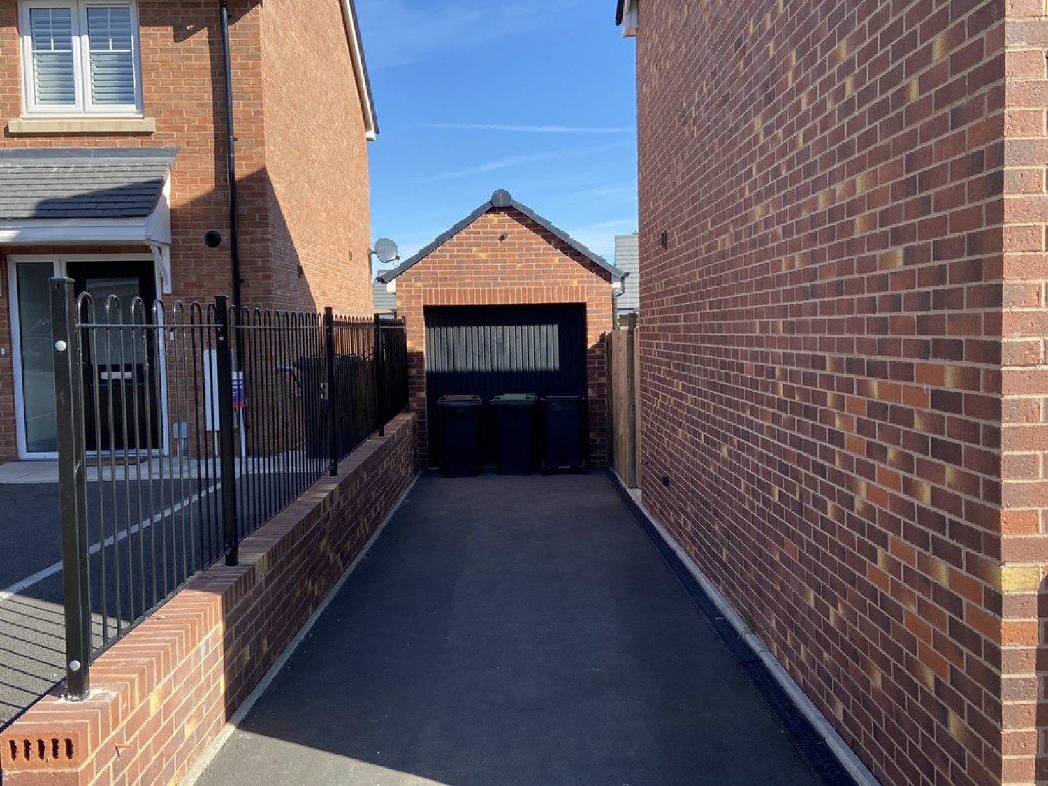 Wakem Close, Nuneaton