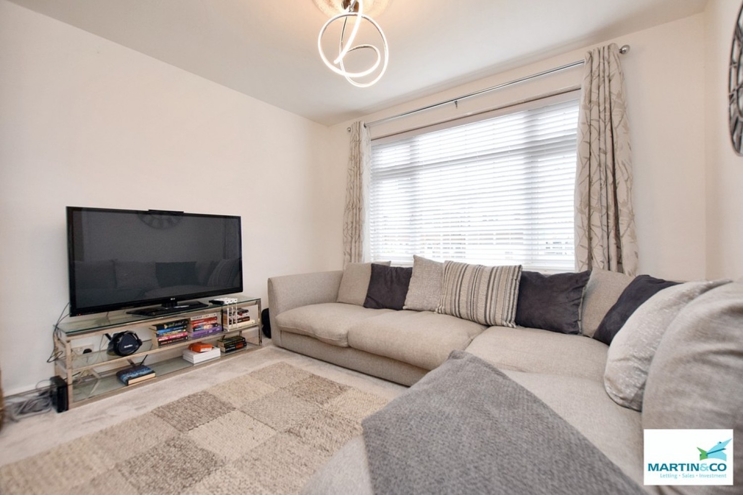 Southfield Road, Hinckley