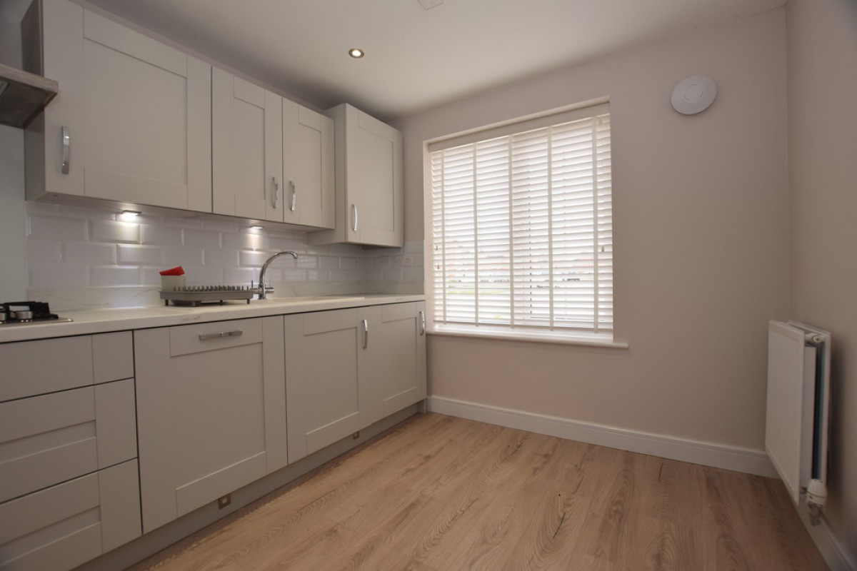 Tedder Grove , Nuneaton
