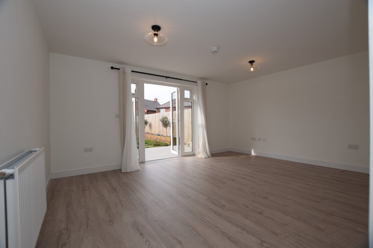 Tedder Grove , Nuneaton