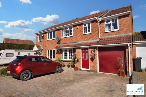 Raleigh Close, Hinckley