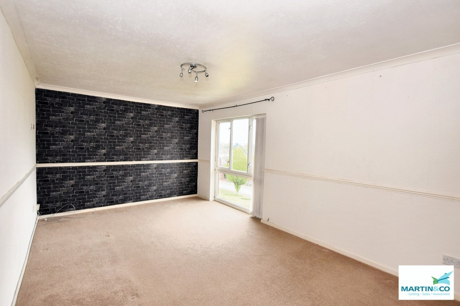 Deveron Way, Hinckley
