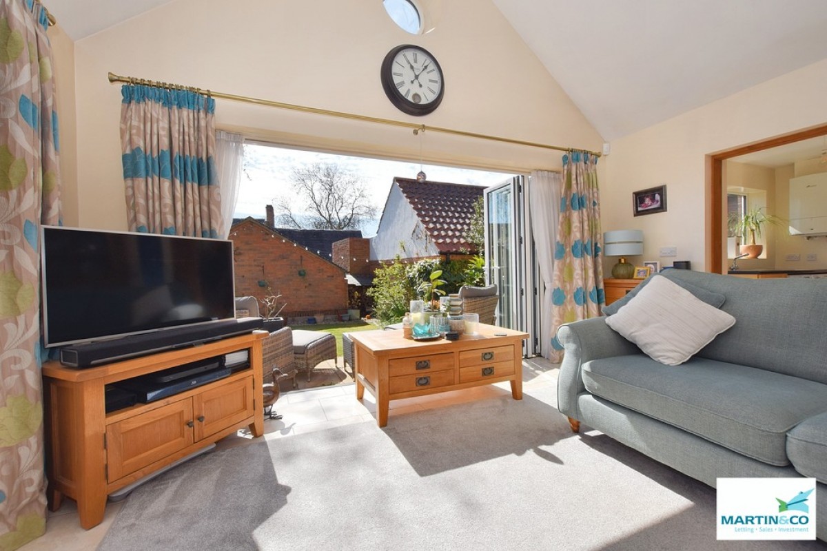 Pilgrims Gate, Burbage