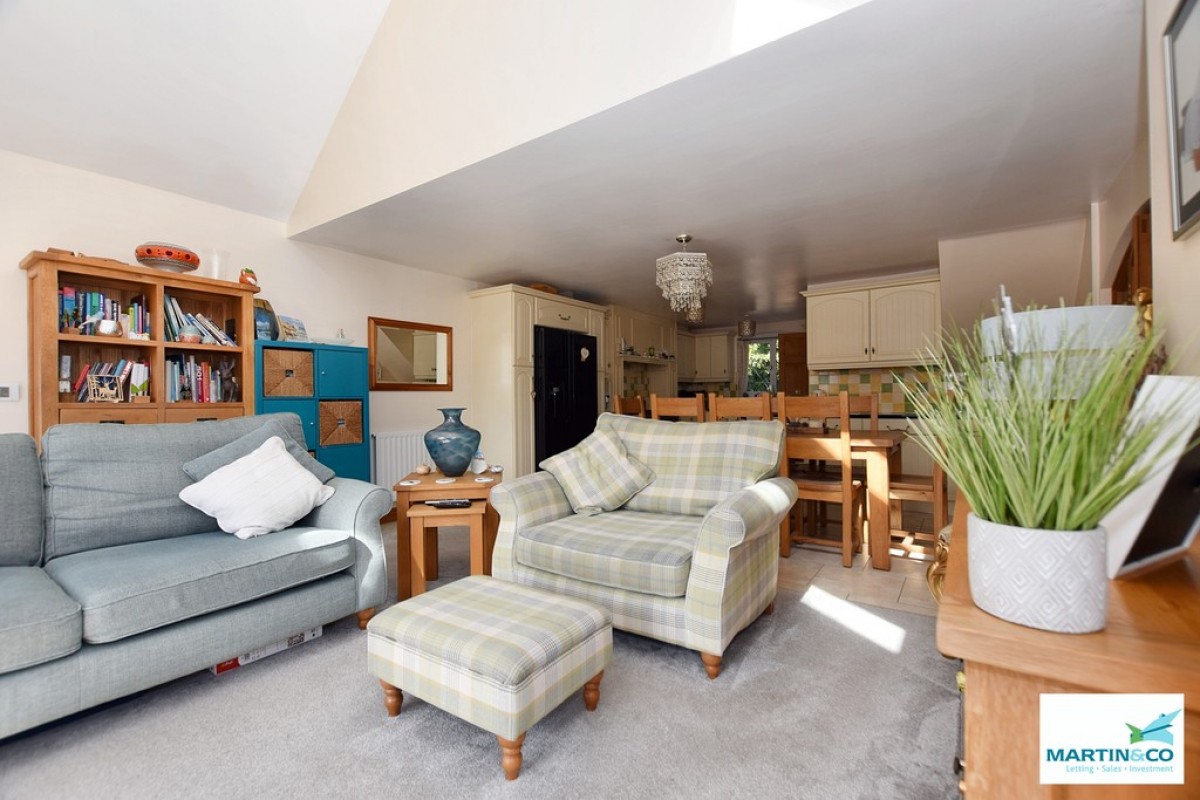 Pilgrims Gate, Burbage