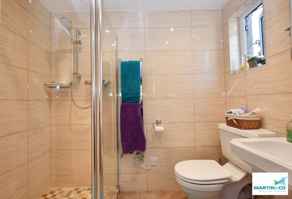 Pilgrims Gate, Burbage