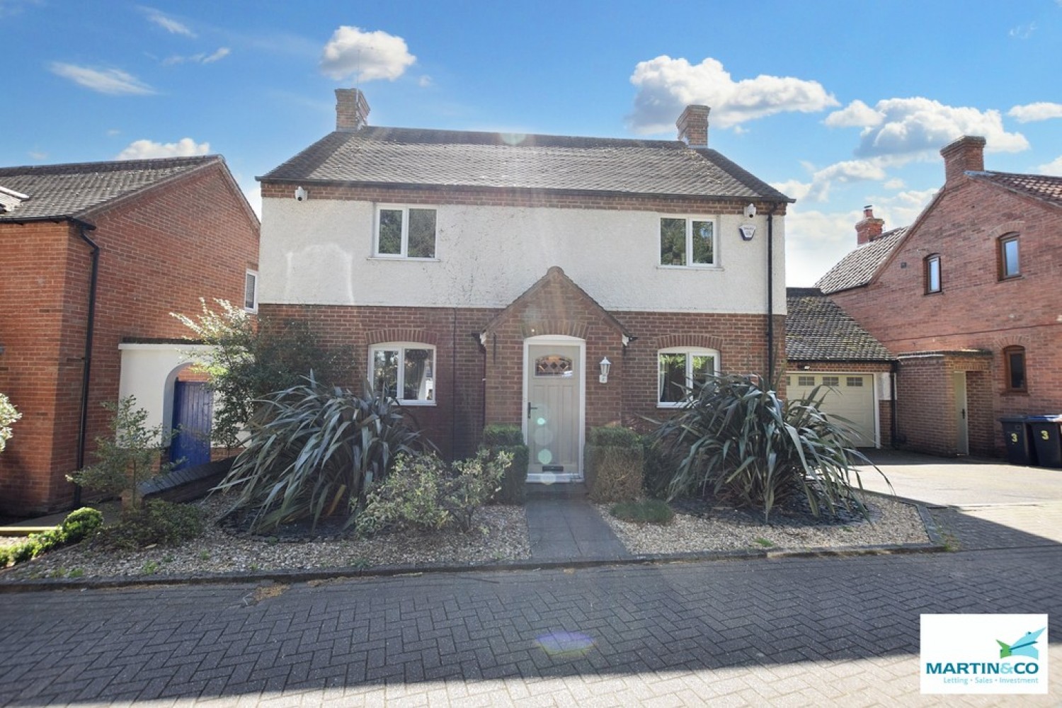 Pilgrims Gate, Burbage