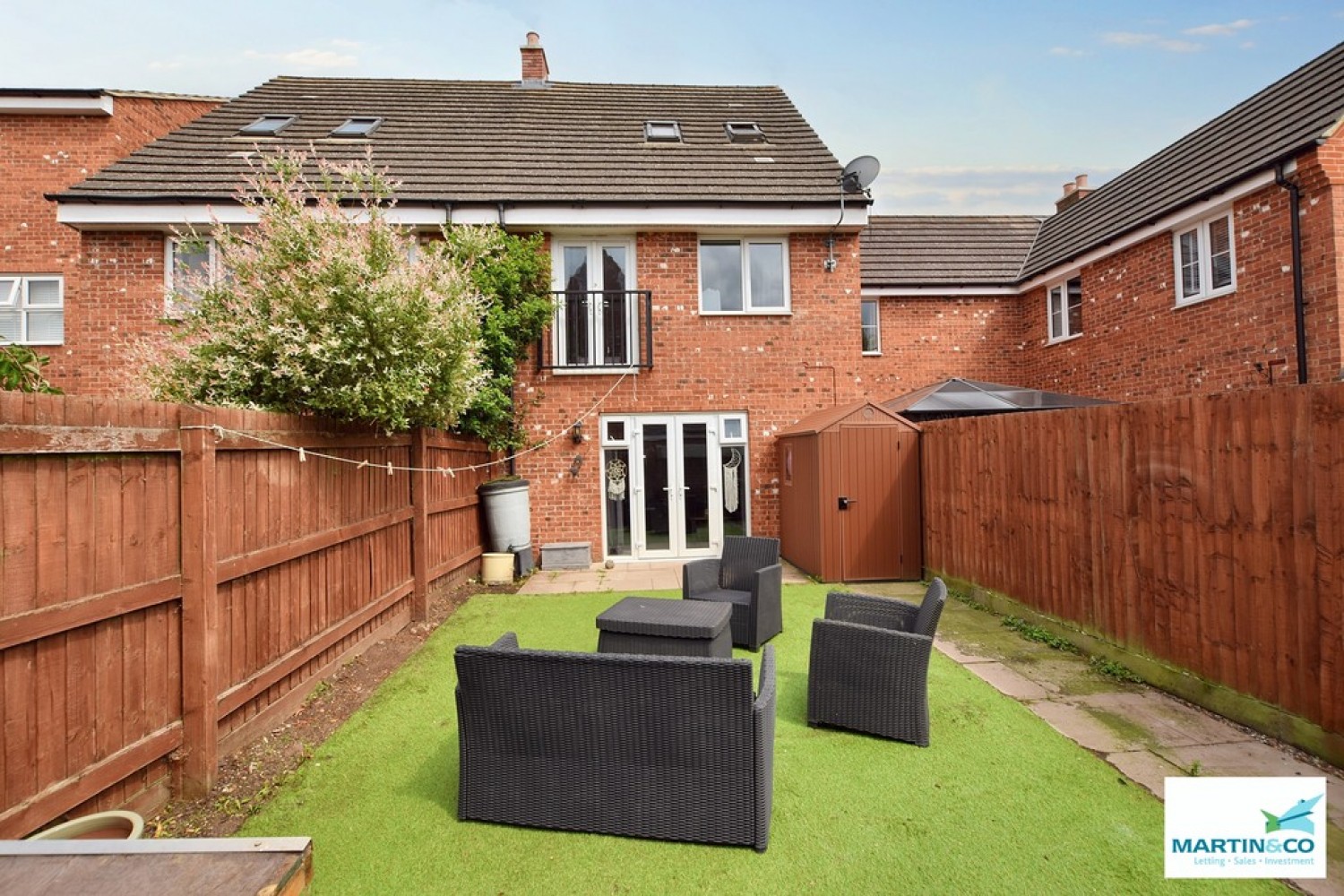 Sansome Drive, Hinckley