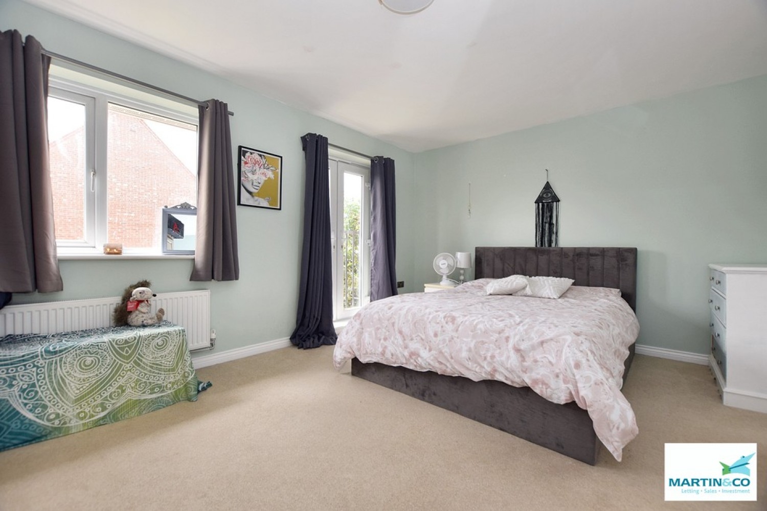 Sansome Drive, Hinckley