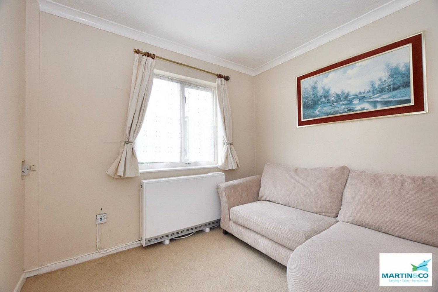 Deveron Court, Hinckley