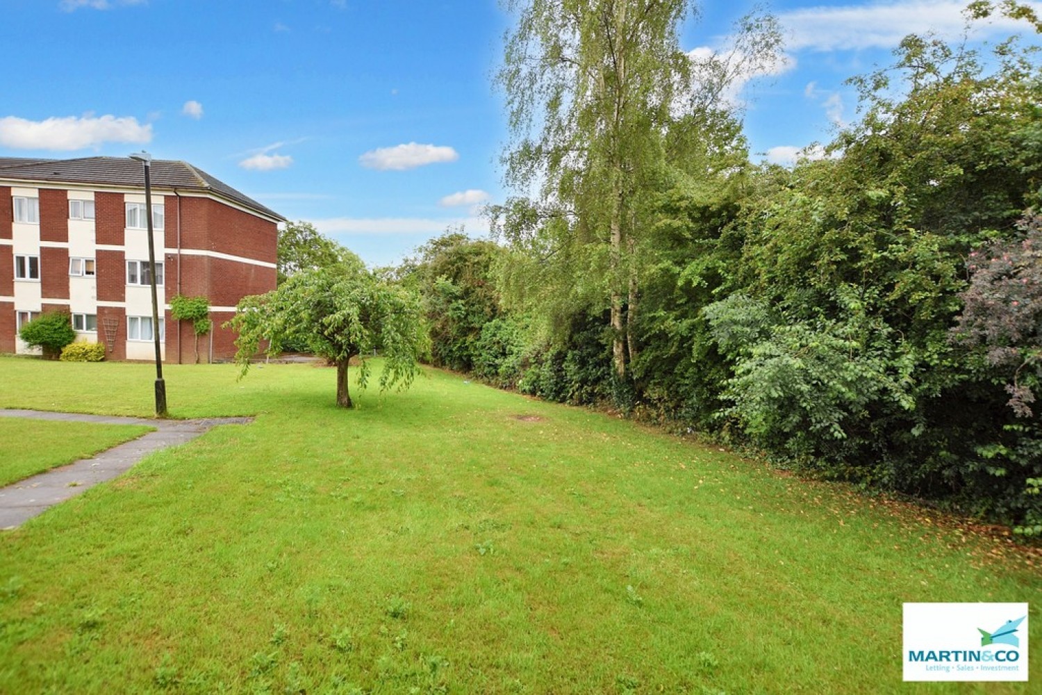 Deveron Court, Hinckley