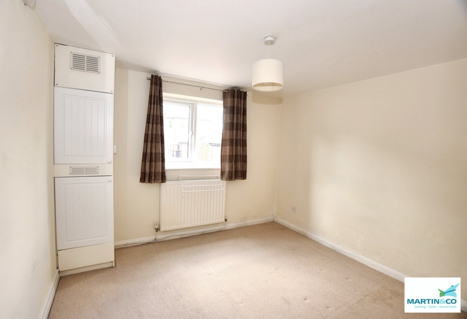1 bedroom Flat for Sale Granville Gardens, Hinckley