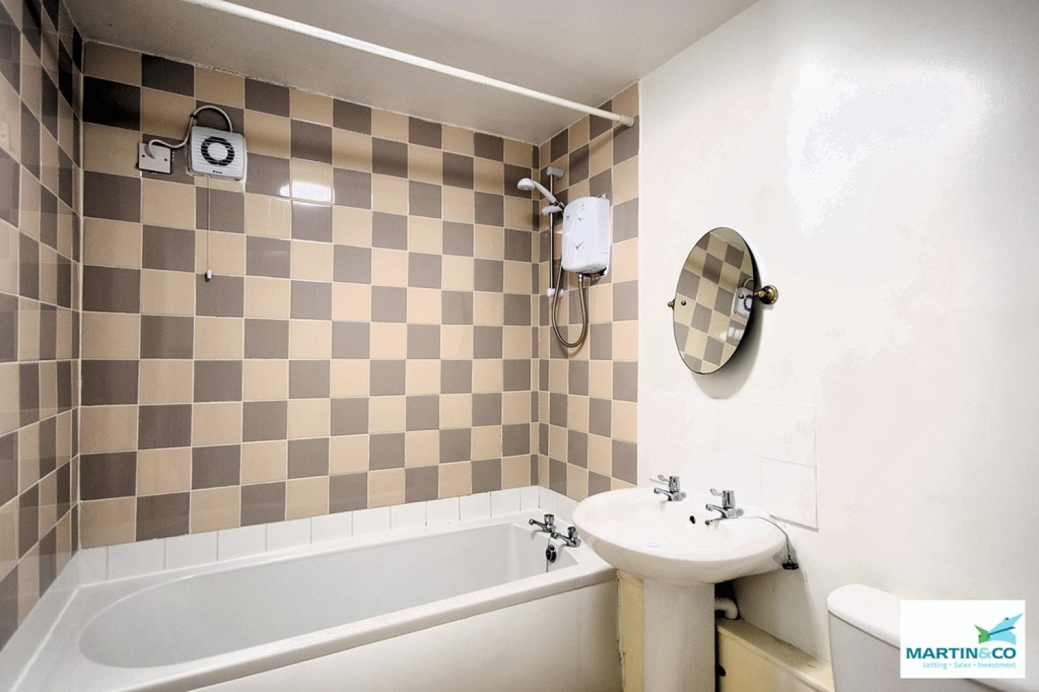 1 bedroom Flat for Sale Granville Gardens, Hinckley