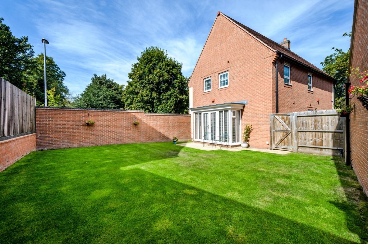 Gatcombe Close, Burbage