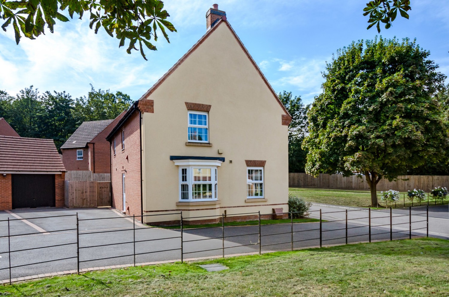 Gatcombe Close, Burbage