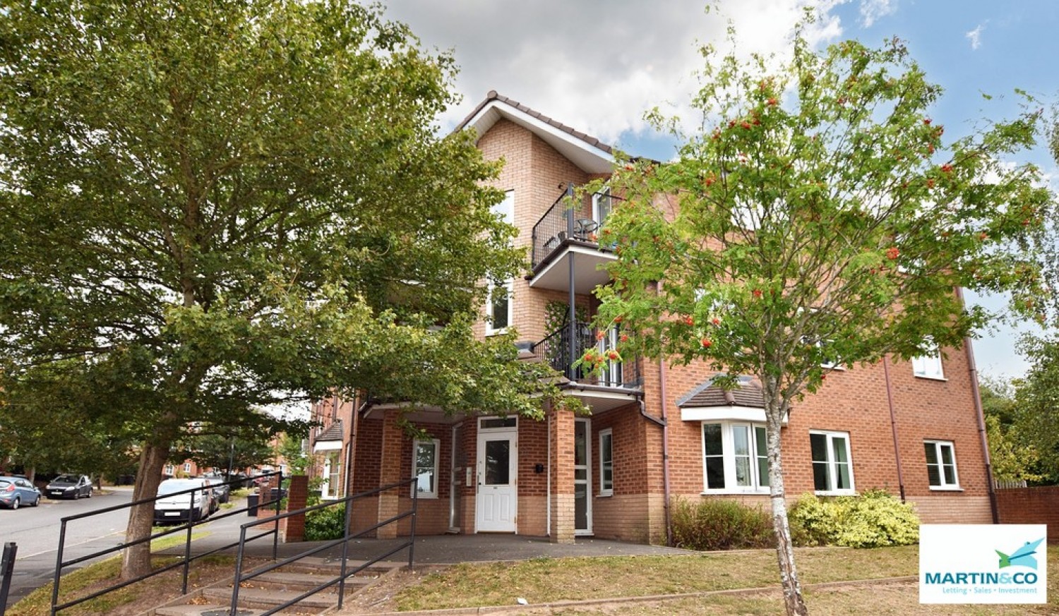 2 bedroom Flat in Spruce Road, Nuneaton