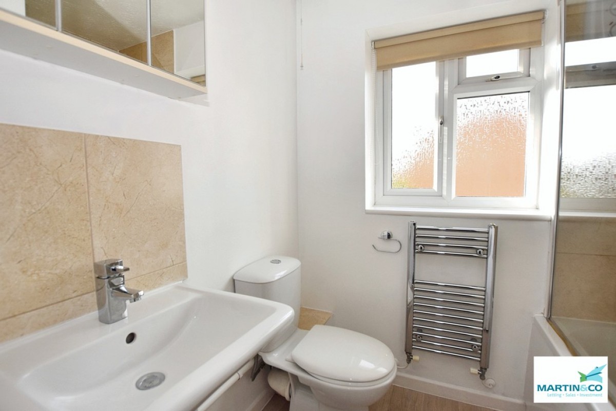 Hogarth Drive, Hinckley