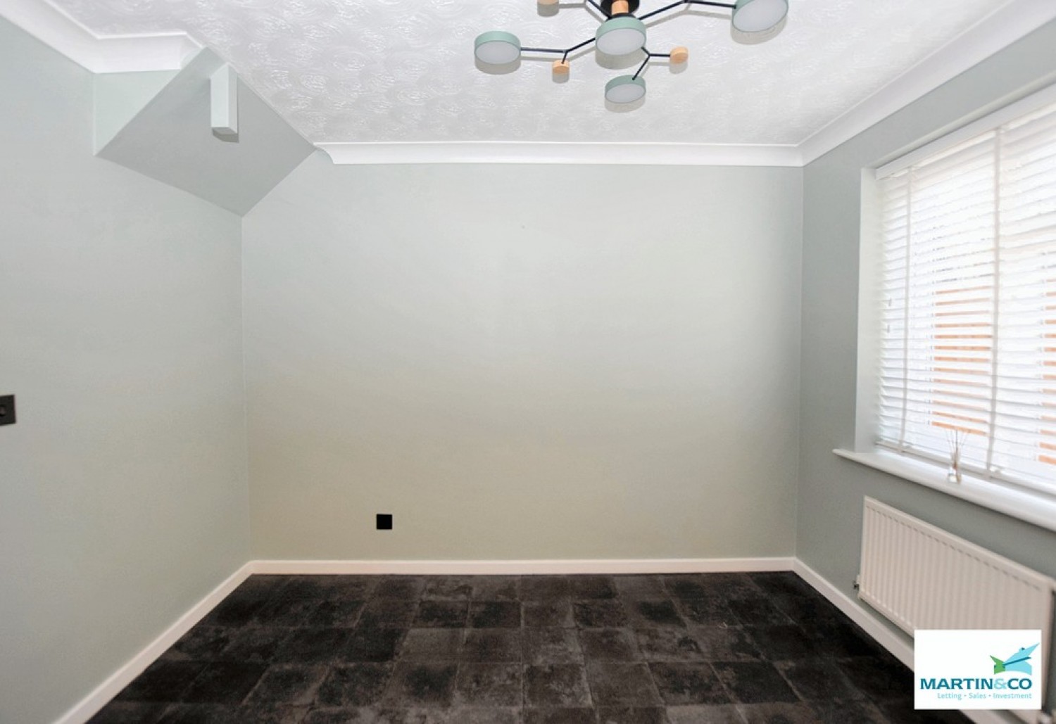 Hogarth Drive, Hinckley