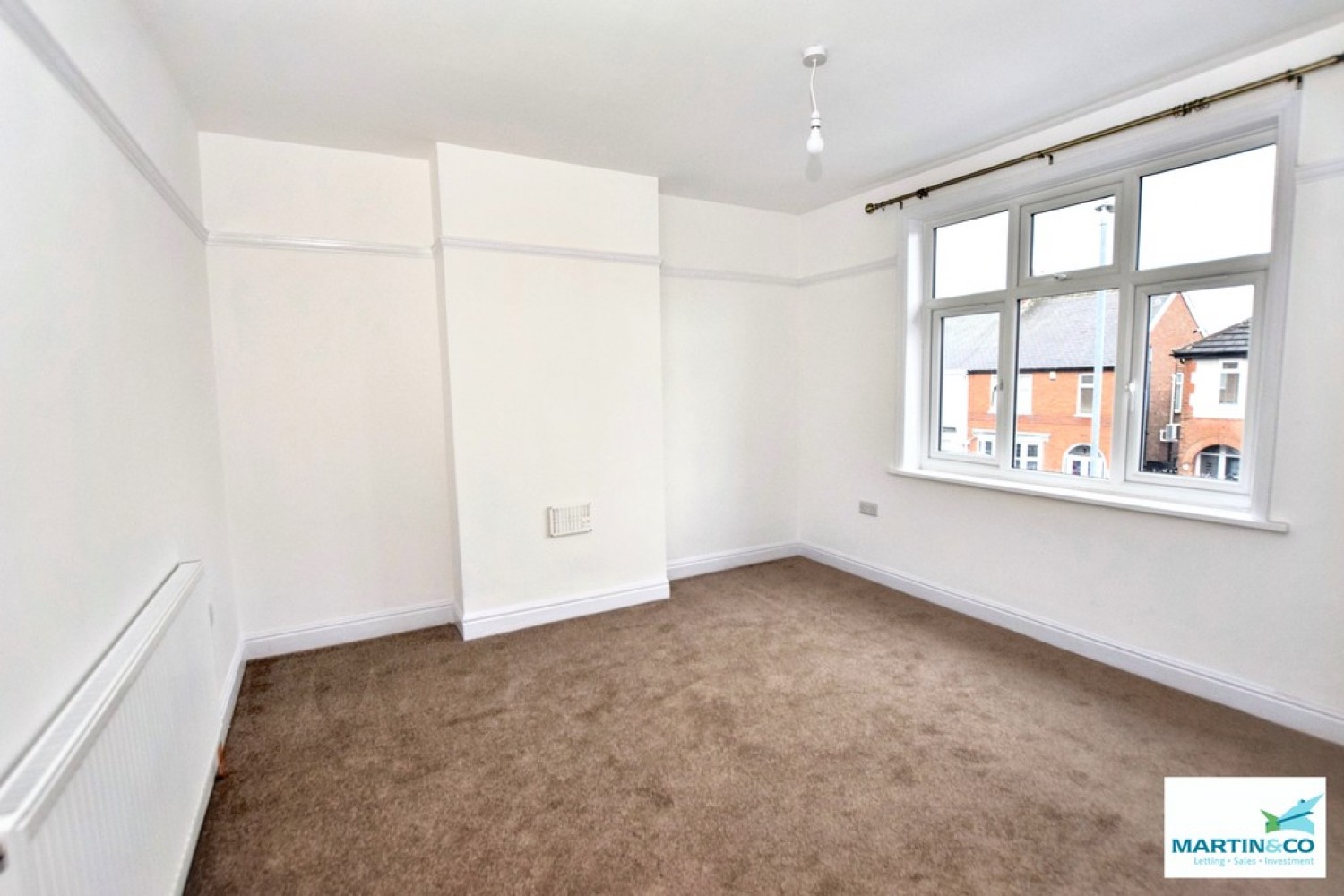 3 bedroom House in Welwyn Road, Hinckley