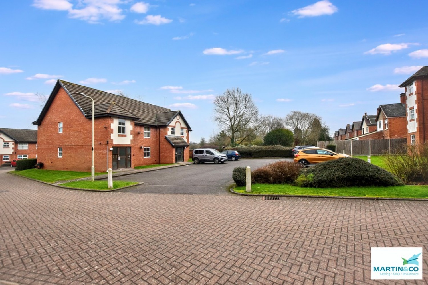 2 bedroom Flat in St Johns, John Street, Hinckley