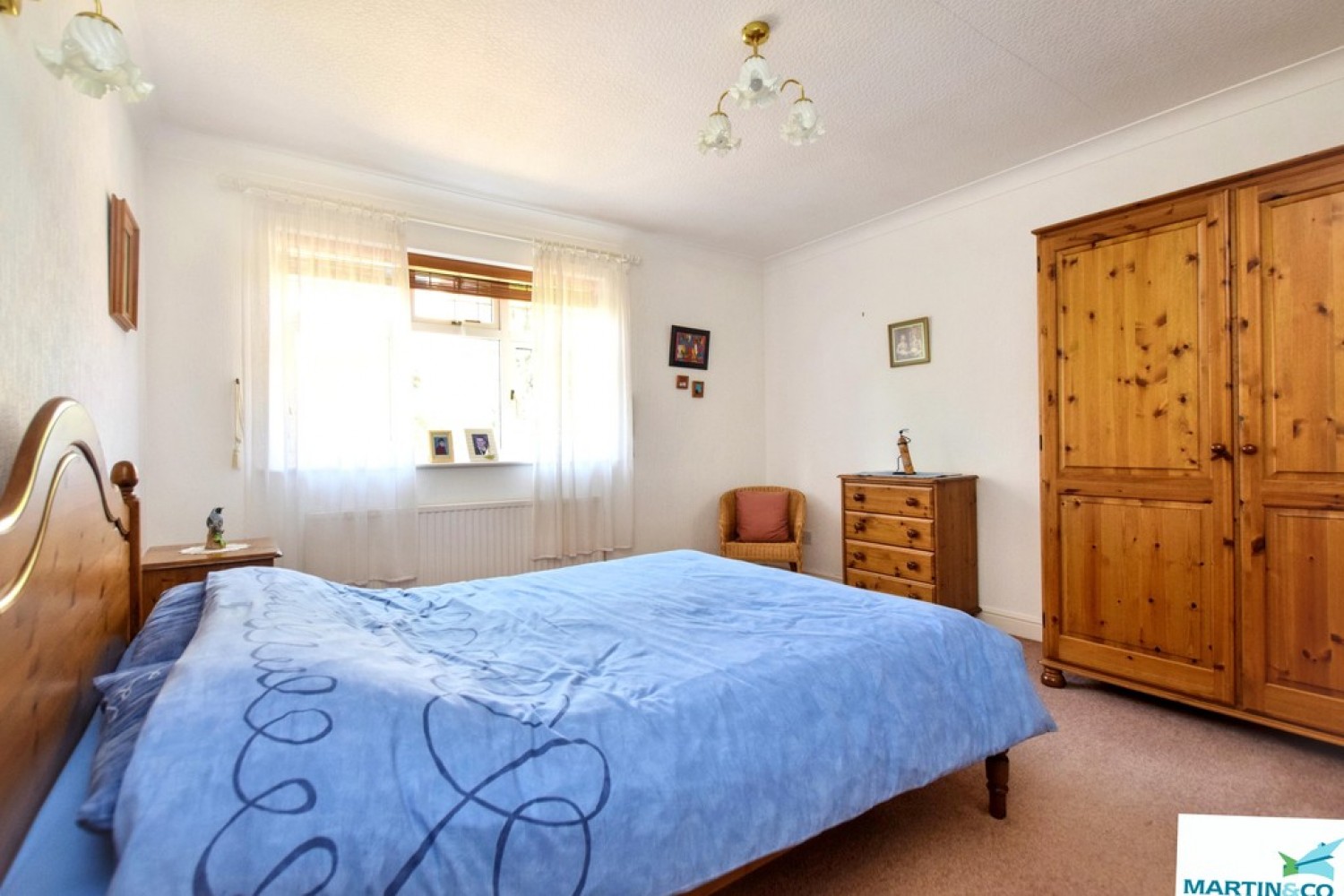 3 bedroom Bungalow for Sale Thornfield Way, Hinckley