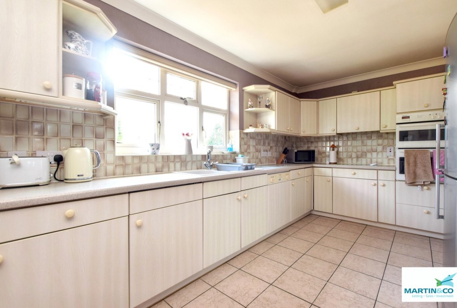 3 bedroom Bungalow for Sale Thornfield Way, Hinckley