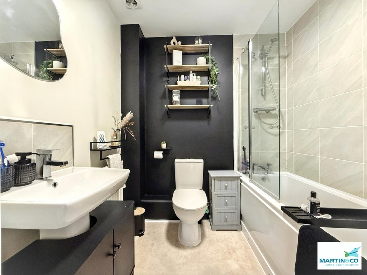 2 bedroom Flat for Sale Middleton House, Nuneaton