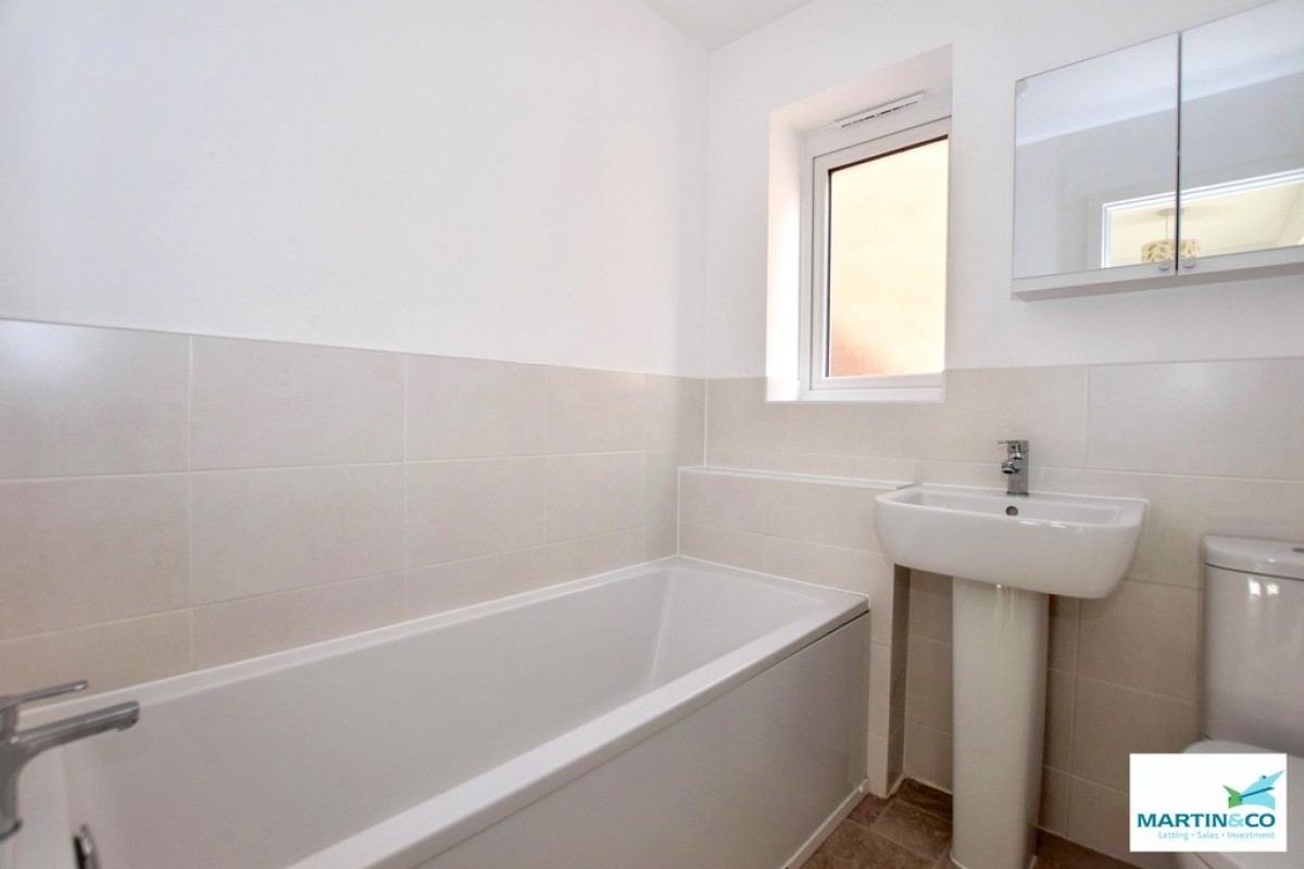 Romulus Way, Nuneaton, Warwickshire