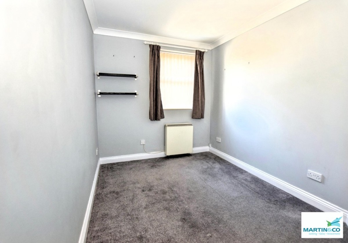 Queens Park Court, Hinckley