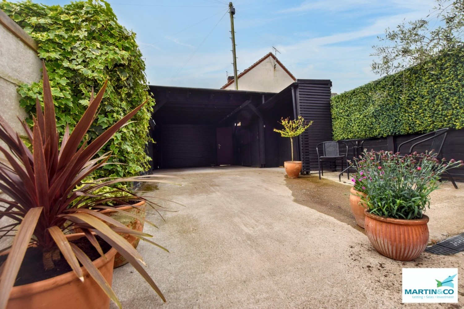 2 bedroom House for Sale Hollycroft, Hinckley