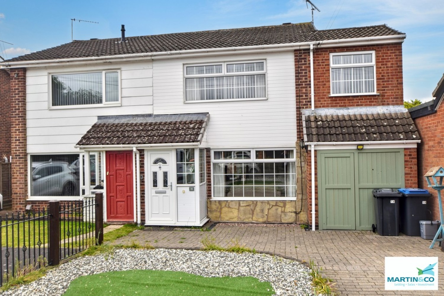 3 bedroom House for Sale Lochmore Close, Hinckley