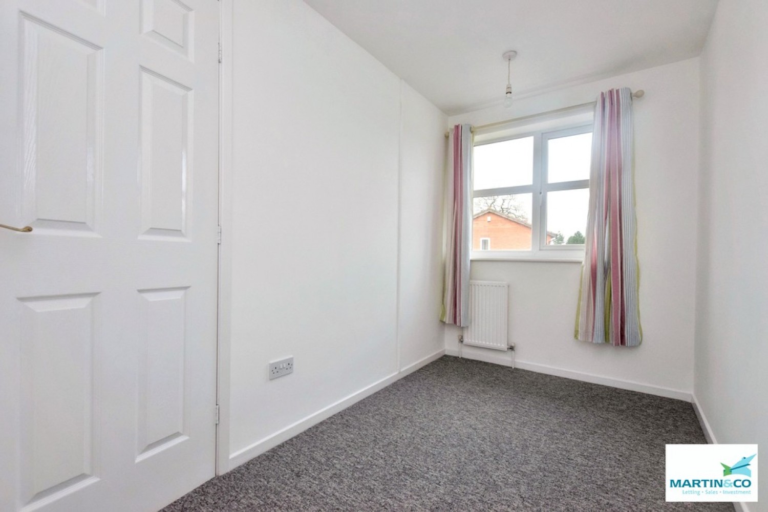 2 bedroom House for Sale Kinross Way, Hinckley
