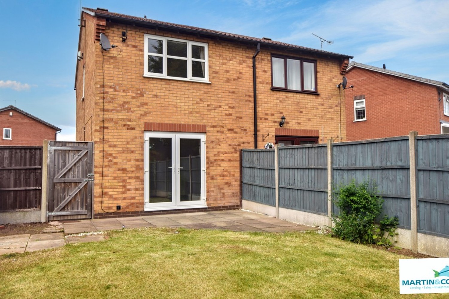 2 bedroom House for Sale Kinross Way, Hinckley