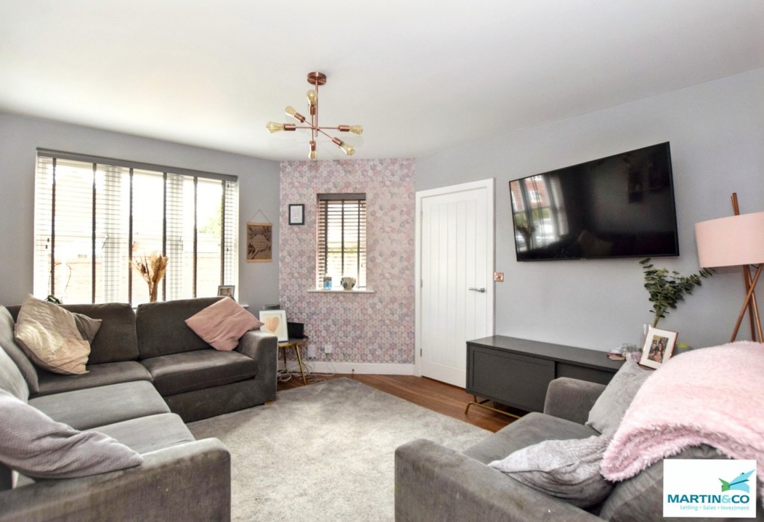 4 bedroom House for Sale Holywell Fields, Hinckley