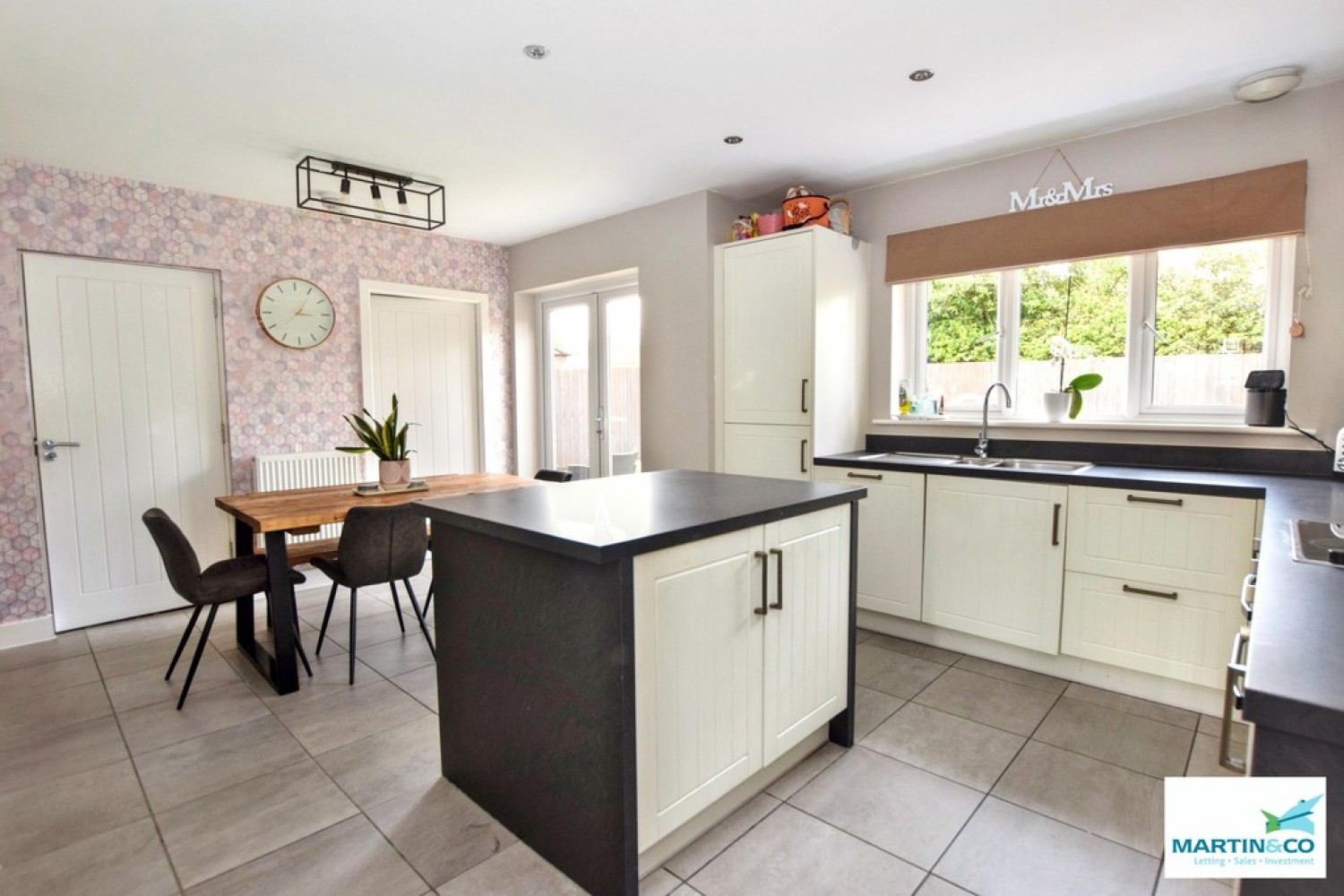 4 bedroom House for Sale Holywell Fields, Hinckley