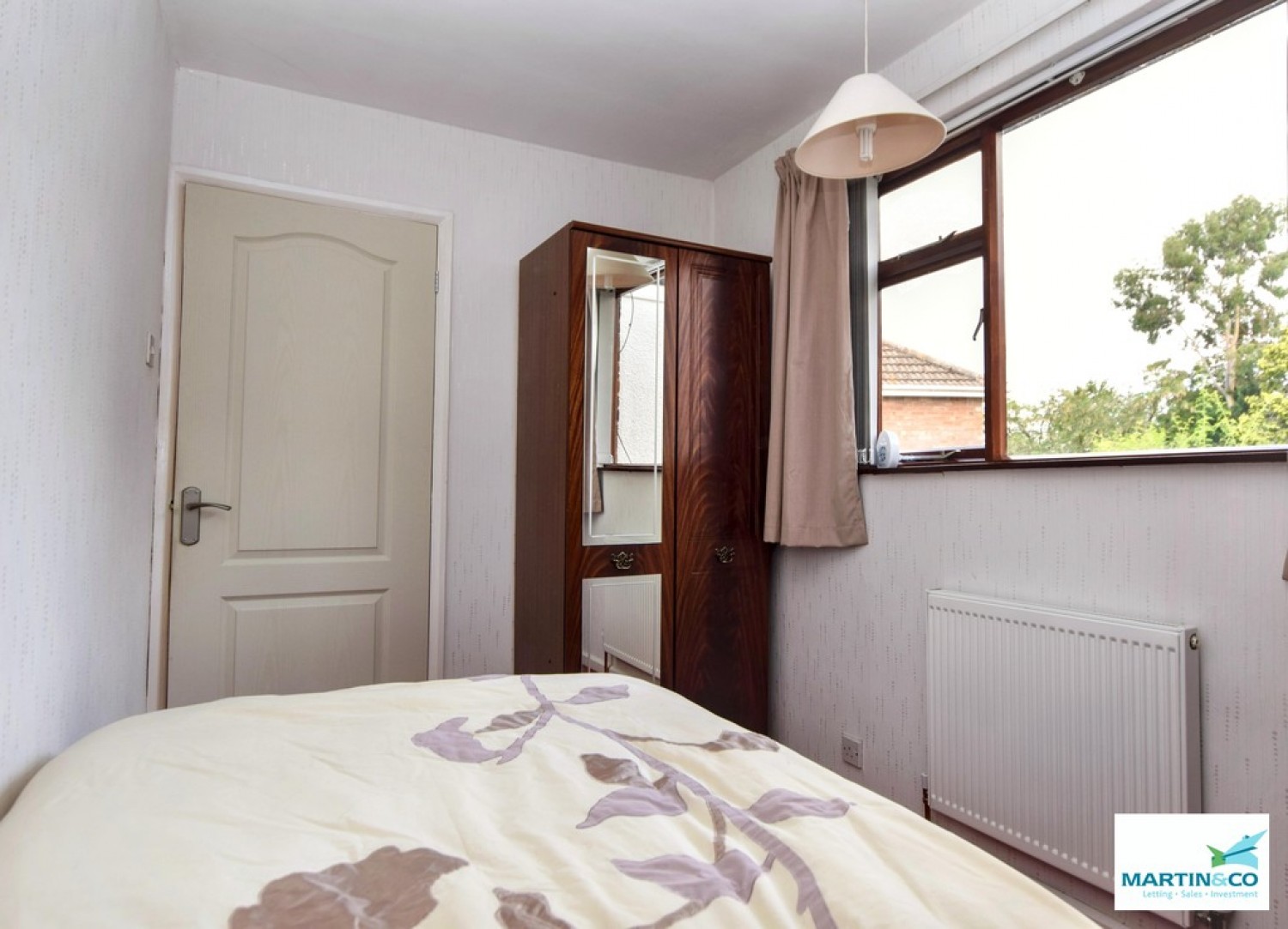 3 bedroom House for Sale Clives Way, Hinckley