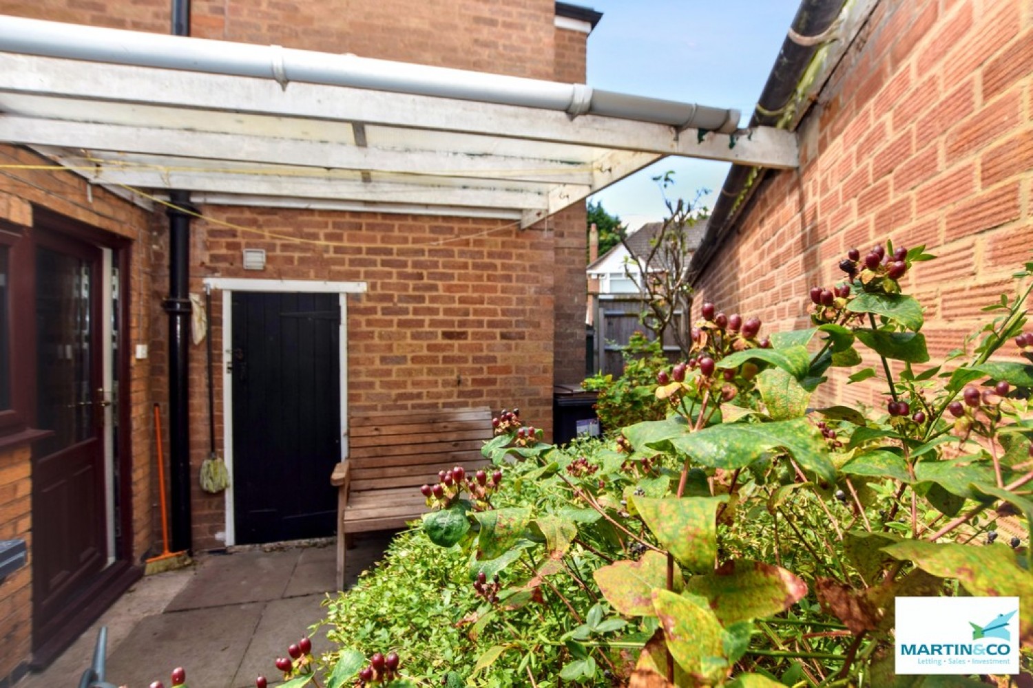 3 bedroom House for Sale Clives Way, Hinckley