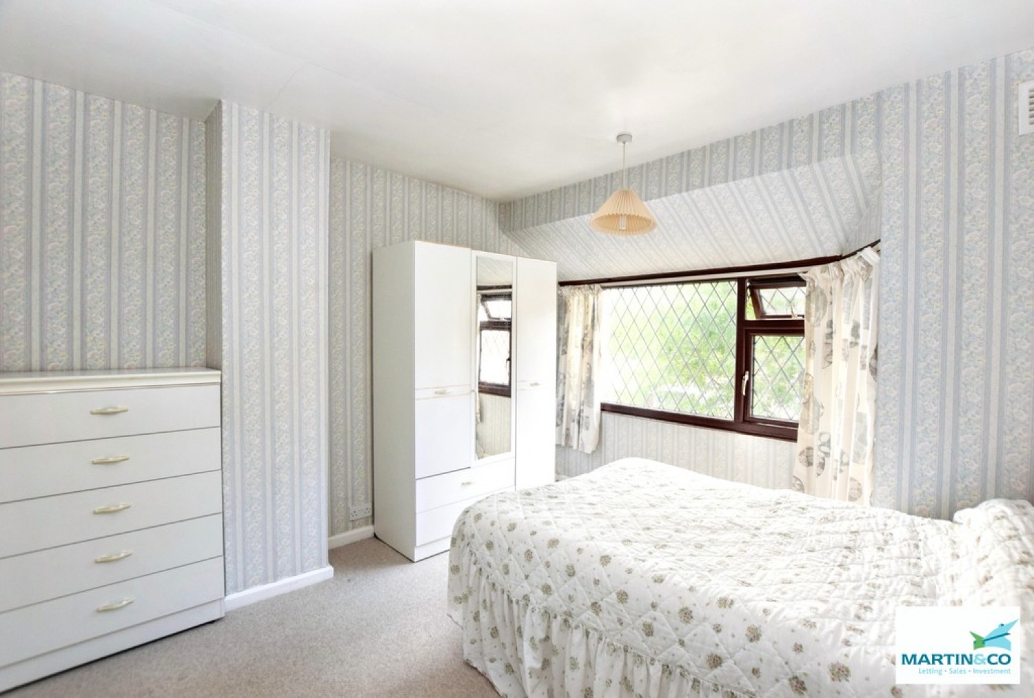 3 bedroom House for Sale Clives Way, Hinckley