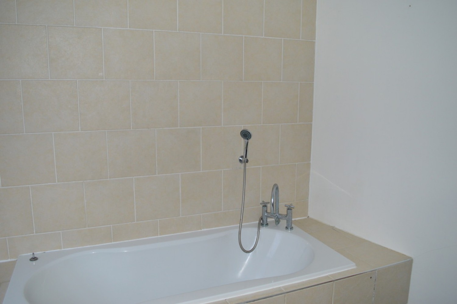3 bedroom House for Letting Emerson Road, Poole