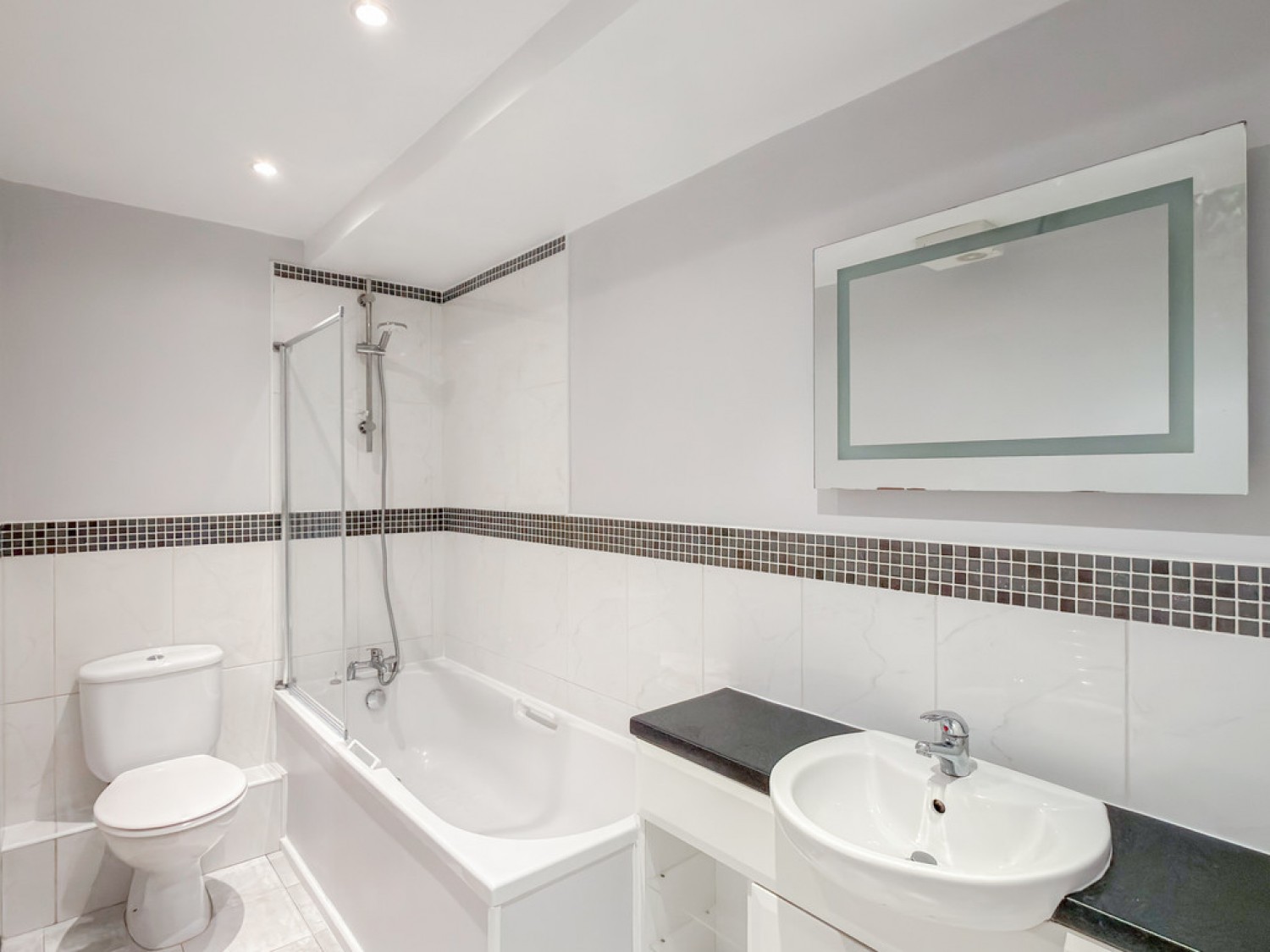 2 bedroom Flat in Lower Parkstone, Poole