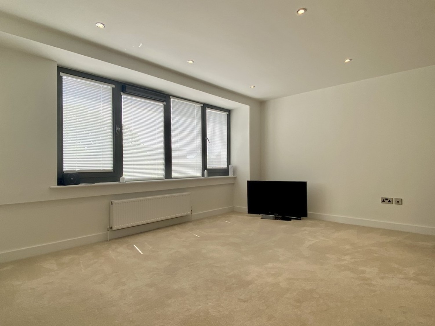 1 bedroom Flat for Letting Parkstone Road, Poole