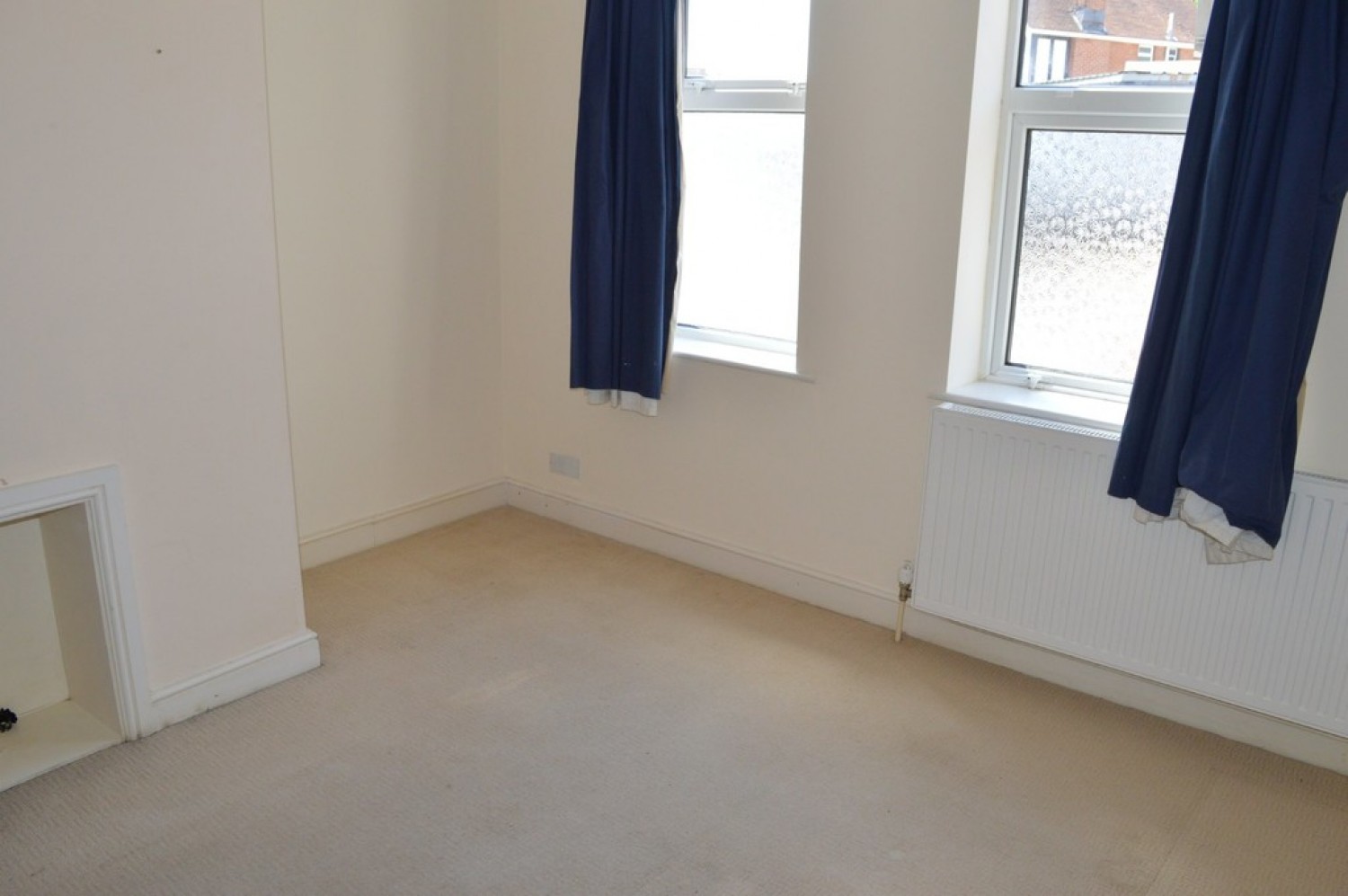 2 bedroom Flat for Letting Penn Hill, Poole