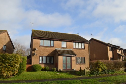 Tarn Drive, Creekmoor